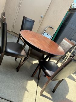 Kitchen table