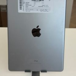 iPad Pro 10.5inch 256gb LTE Unlocked iOS 17 battery %98