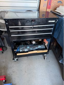 Mechanic rolling tool box