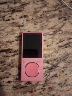 Microsoft Zune Digital Media MP3 Player (1125) 4GB - Pink - *BAD BATTERY* 