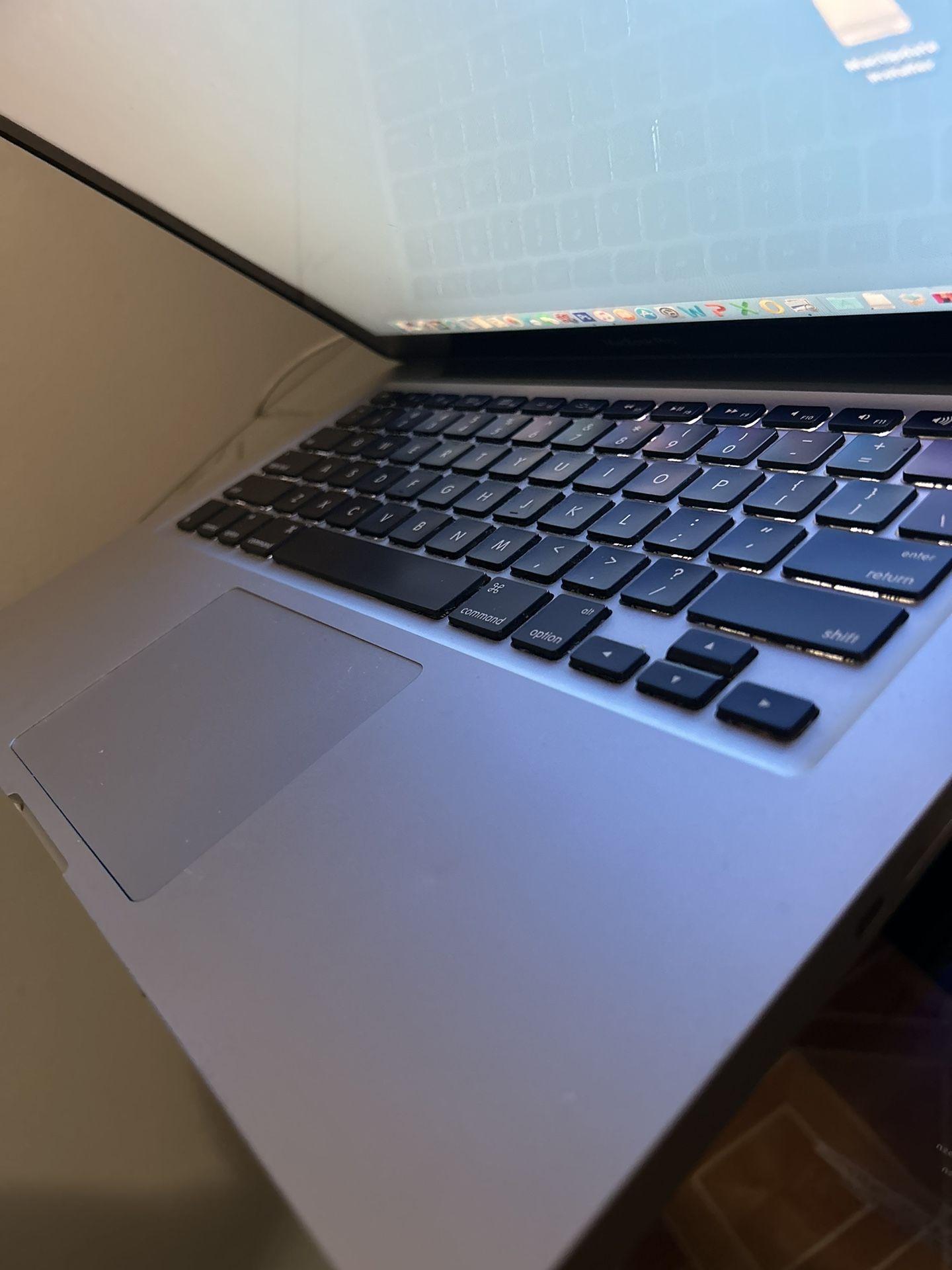 Mac Book Pro 2011