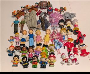 Excellent lot of vintage toys. McDonald's, Marvel, Little People, Mixie Pixels, More