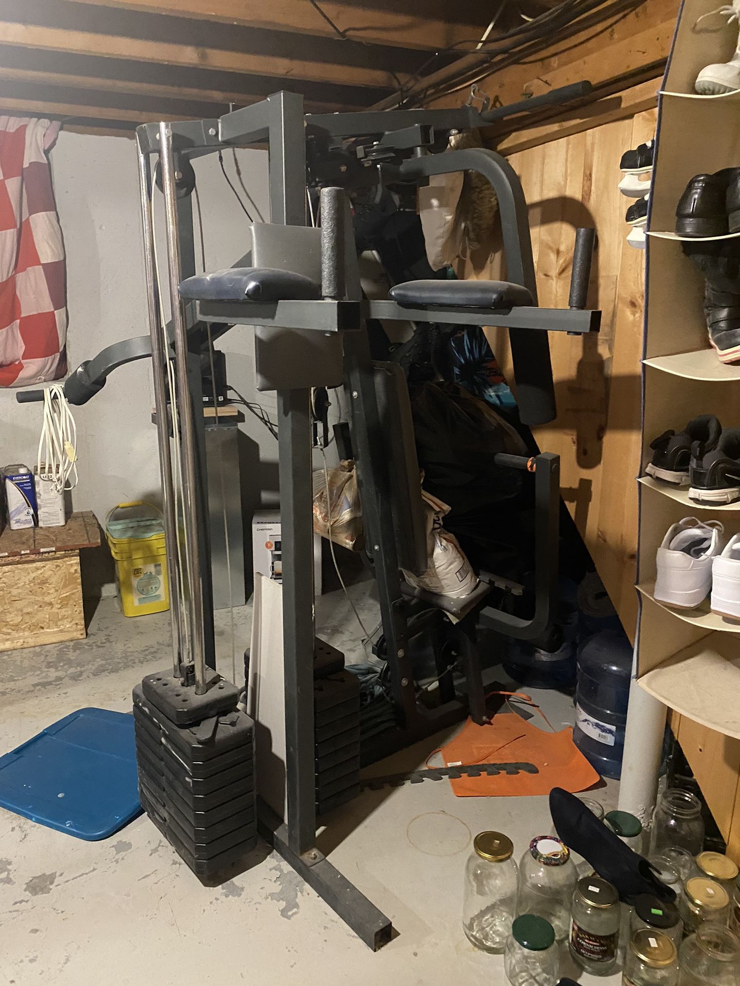 Weightlifting Station