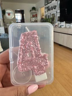 GLITTLER PINK NUMBER 4 CANDLE