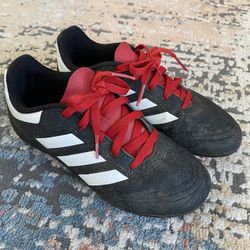 Kids Soccer Cleats - Size 1
