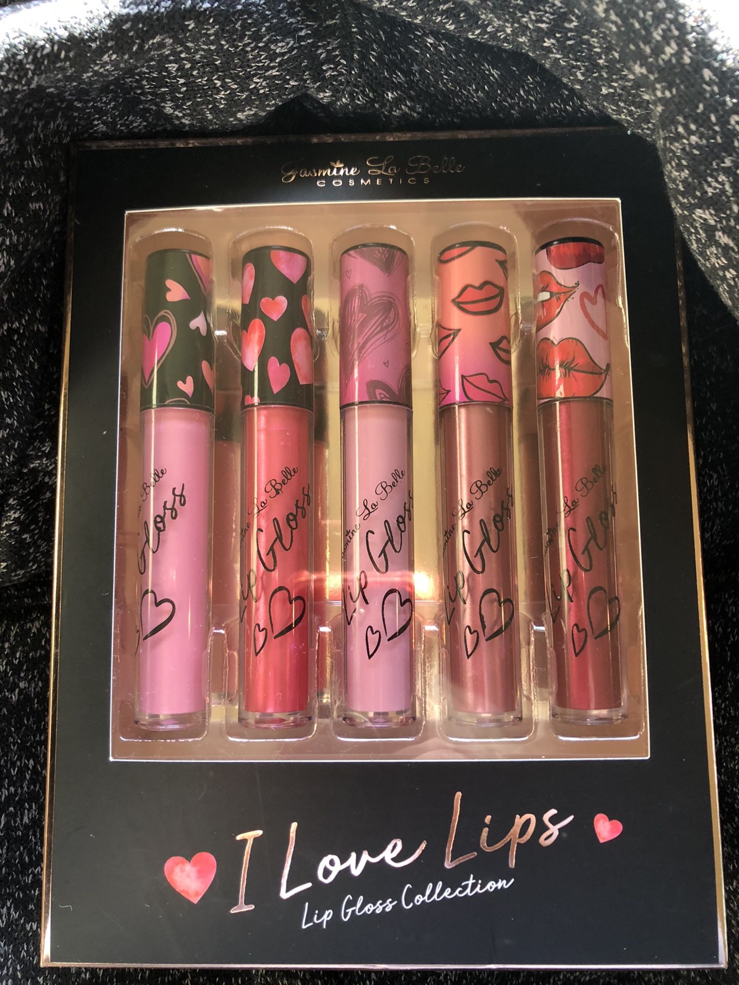 Glossy lip gloss set