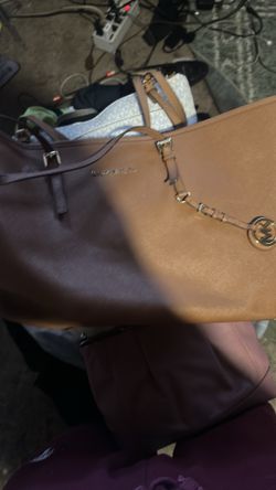 Michael Kors purse