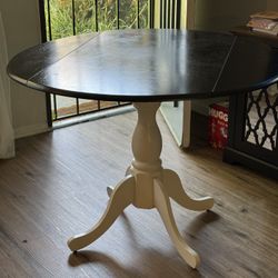 Kitchen Table With Leaf Extensions 