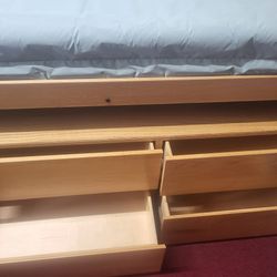 COMPLETE TWIN BED SET WITH BOTTOM DRESSER, BED AND FRAME..READ...READ FOR PRICING (HOME4)