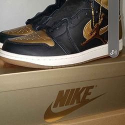 Air Jordan 1 Retro Size Men 7 DS W/Box