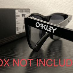 OAKLEY Frogskin Sunglasses *GLASSES ONLY**box NOT included*