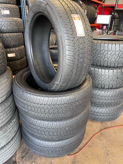 275/50R22 BRIDGESTONE full tires set