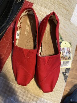 Red Toms Brand New Never Worn