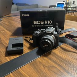Canon EOS R10