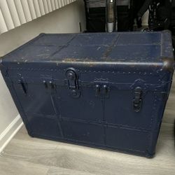 Trunk Chest