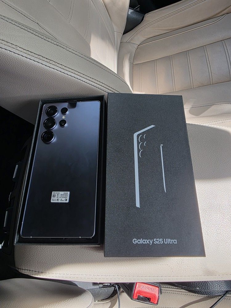 Samsung S25 Ultra 256GB (At&t)