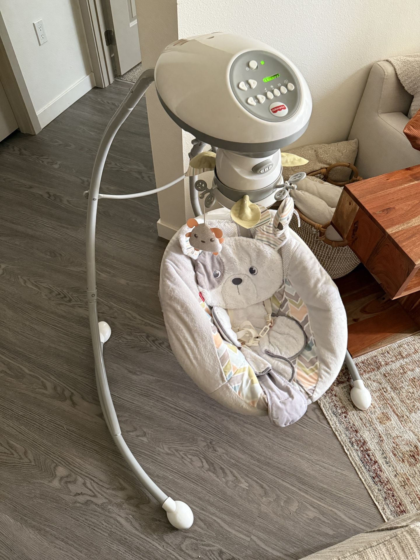Baby Swing, 5-Speed, Swivel Infant Seat, Nature Sounds, Lights
