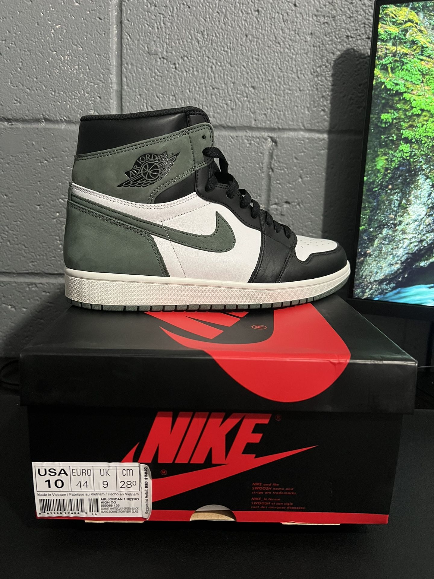 Air Jordan 1 Clay Green