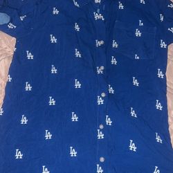 size Medium La Dodgers Dress Shirt