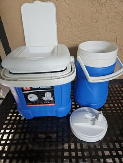   Ice Box Cooler    Portable 