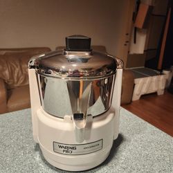 Waring Pro Juice Extractor / Juicer