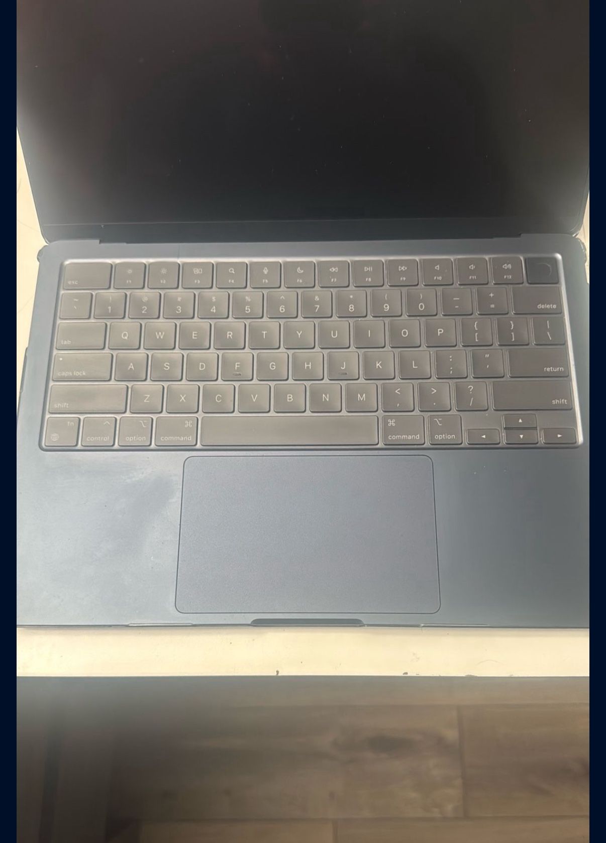 13-inch MacBook Air With M3 Chip - Midnight