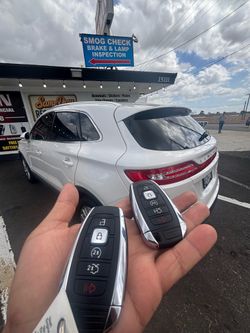 Llaves de autos / car keys