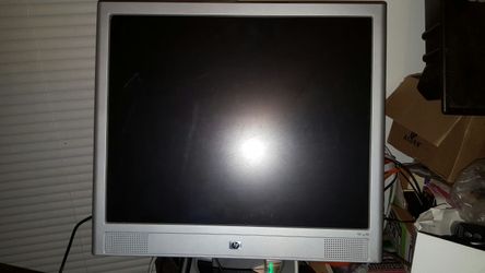 19 INCH COMPUTER MONITOR
