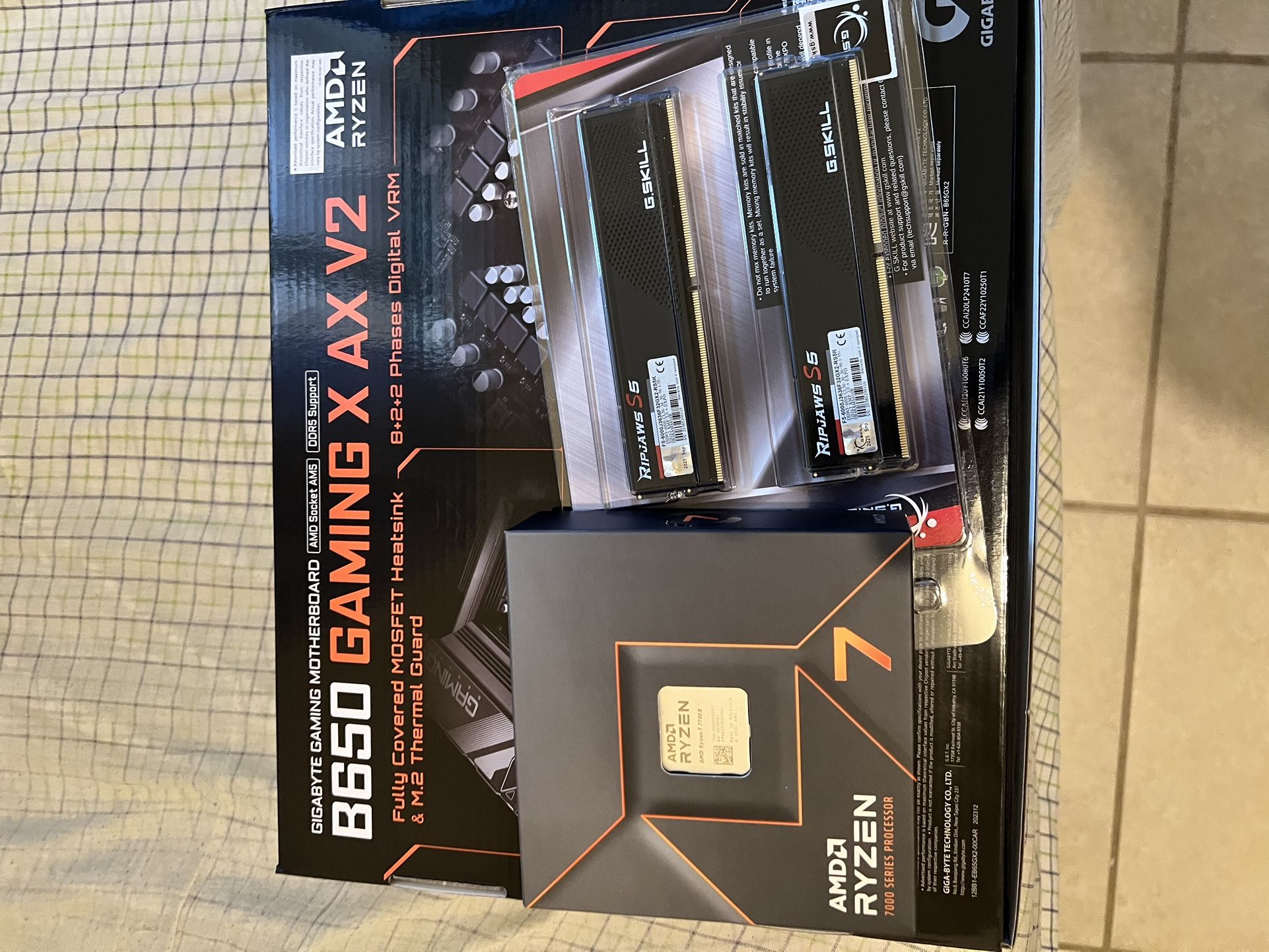 All New Ryzen 7700X , 64gb Ram, Motherboard