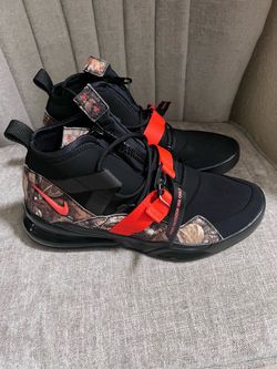 Nike Air Force 270  Men’s Size 12