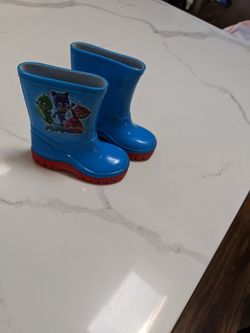 Rainboots toddler 4