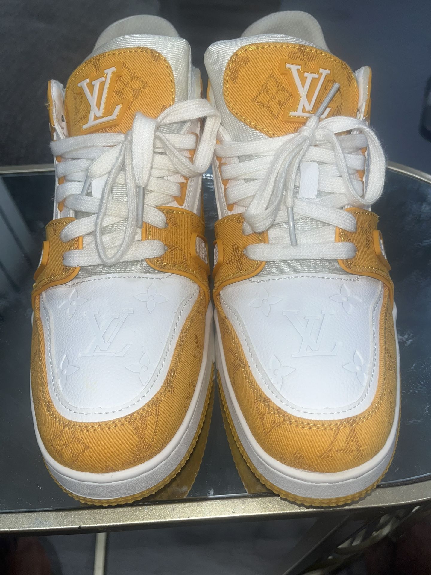 LV