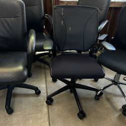 adjustable office chairs good condition $25 each