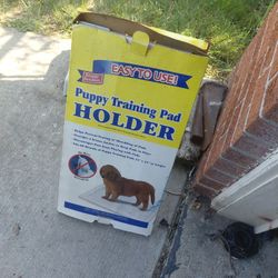 Puppy Traing Pad Holder