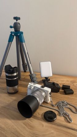 Sony A6000