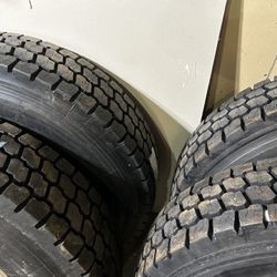 11R-22.5 Set Of tires With Wheels 