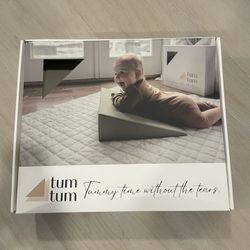 Tum Tum Infant Pillow (like New)