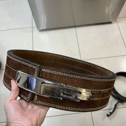 Weightlifting Belt
