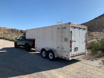 2006 Pace American gooseneck 21’ enclosed trailer