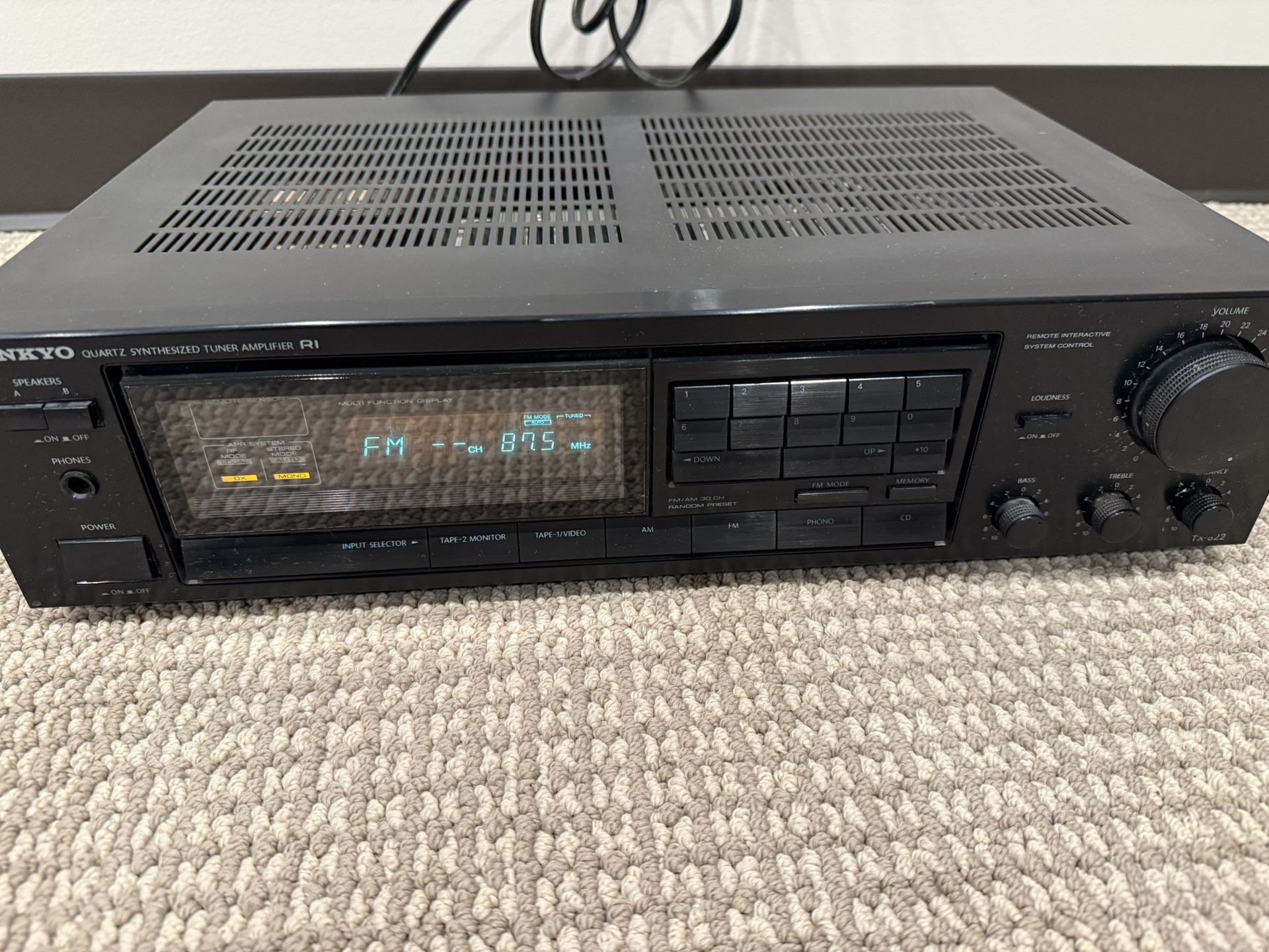 Onkyo Tuner Amp Tx-822