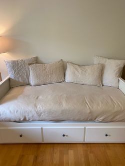 IKEA Hemnes Daybed