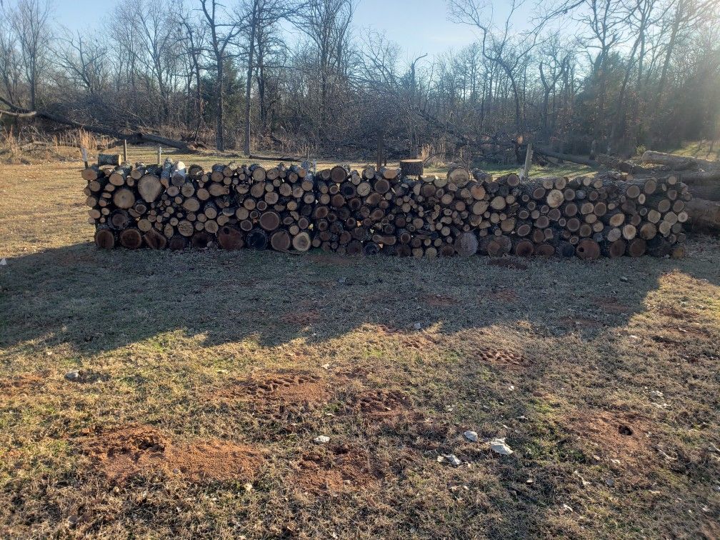 Seasoned Unsplit Firewood