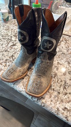 Black Cayman Boots 