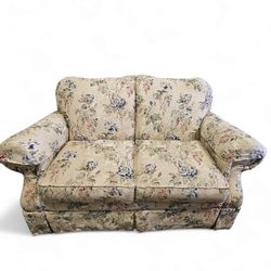 La-z-Boy Floral Loveseat Sofa 