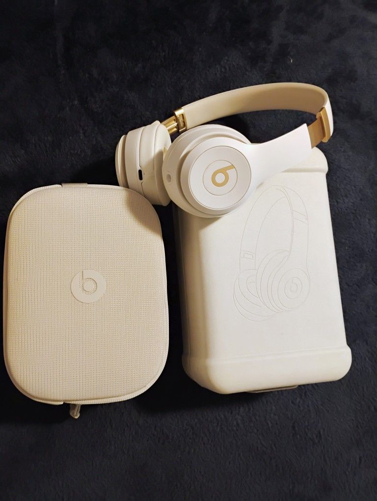 Beats Solo 4