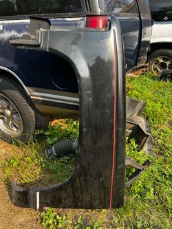 Driver side fender / Chevy / GMC 88-99