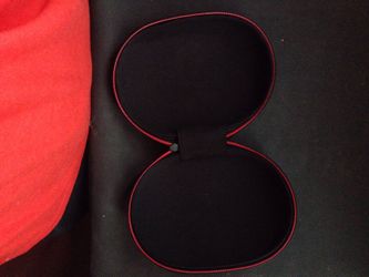 Beats headphone case