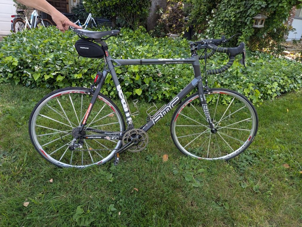 Rare BMC Team Machine SLT 01 Road Professional Racing Bike Pure Carbon.