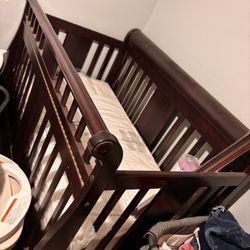 Baby Crib, Bassinet, Playpen 