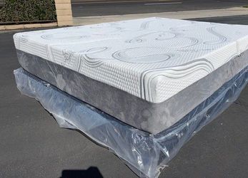 Queen Memory Foam